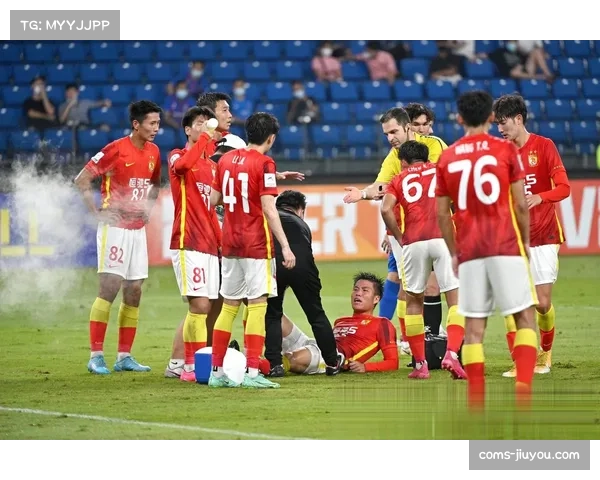 裁判漏判引发点球红牌争议 上海申花收获亚冠首分 中超三队全胜不败