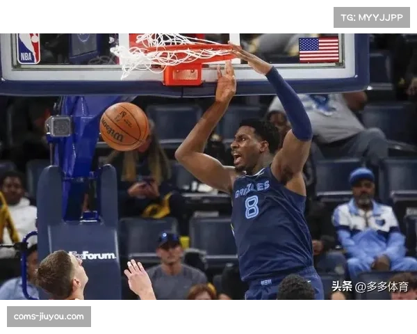 勇士格林再陷争议 常规赛对阵灰熊因恶意犯规引发热议